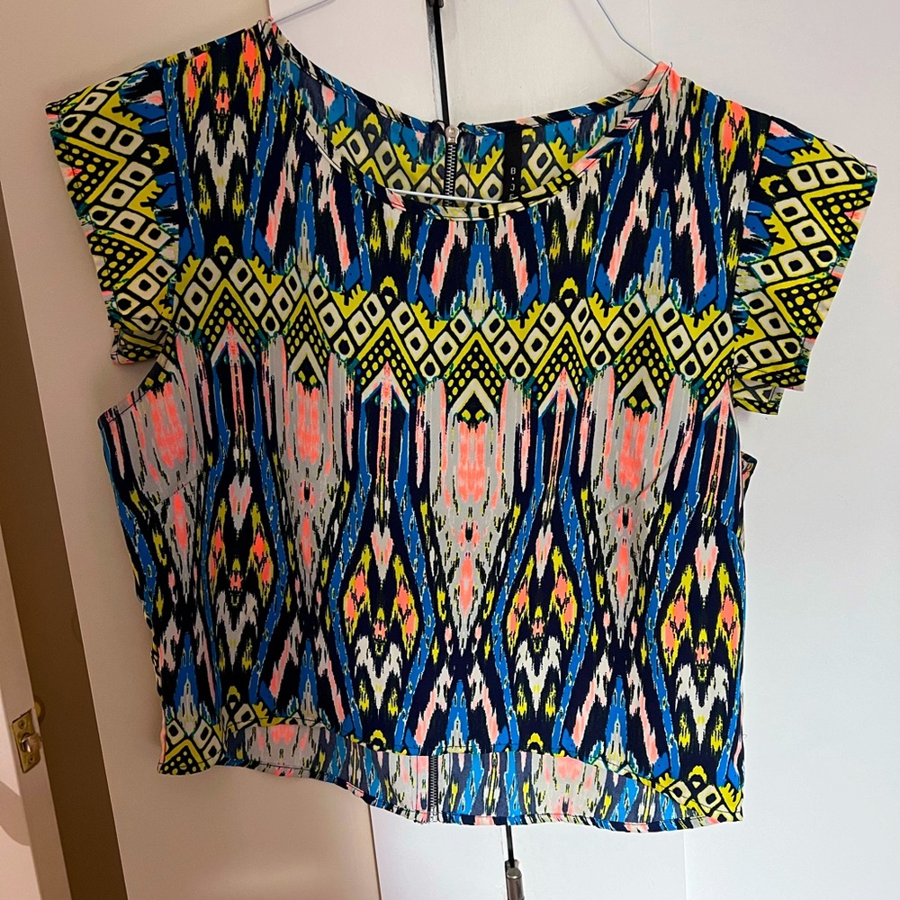 ☀️Neon tribal cropped top